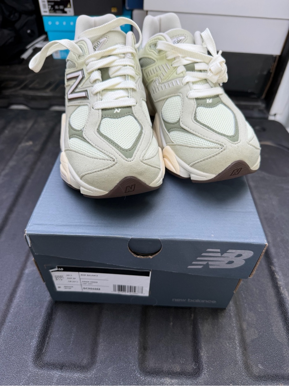 New Balance Kids Cream & Olive Trail-Style Sneakers